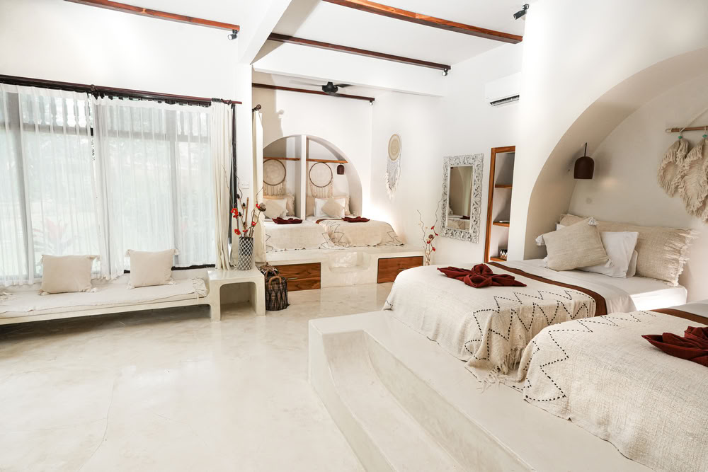 200-Stunden/ 300-Stunden Hybrid Yoga Teacher Training – 26. Jul - 4. Aug