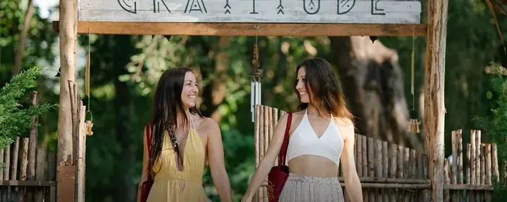 200-Stunden/300-Stunden Hybrid Yoga Teacher Training – 11. Aug. – 20. Aug. 2026