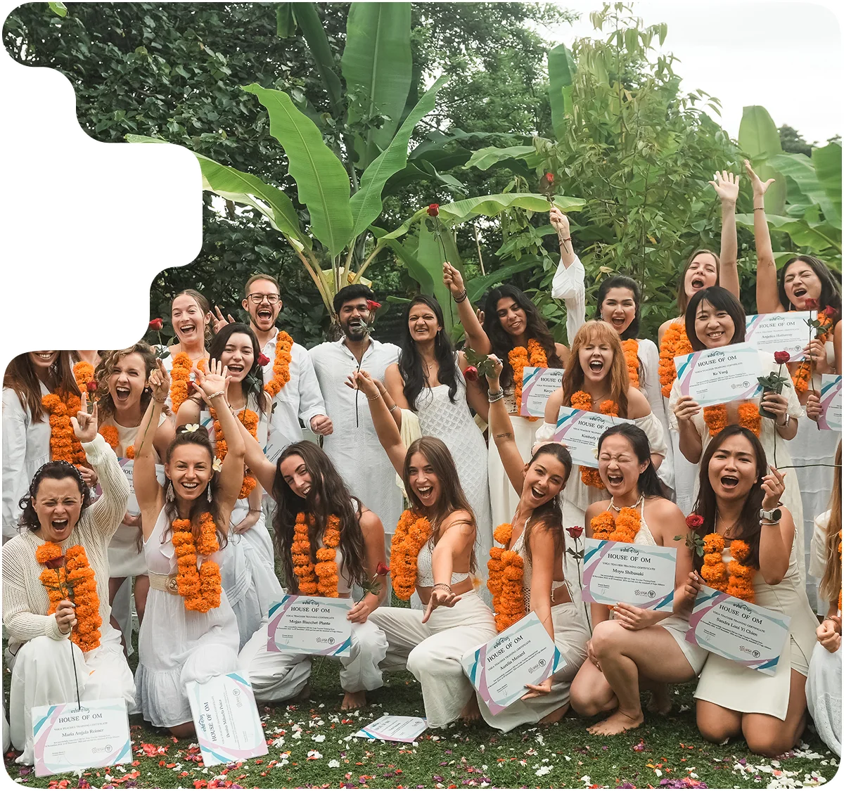 200-Stunden/300-Stunden Hybrid-Yoga-Lehrerausbildung – 22. Juni – 5. Juli 2026
