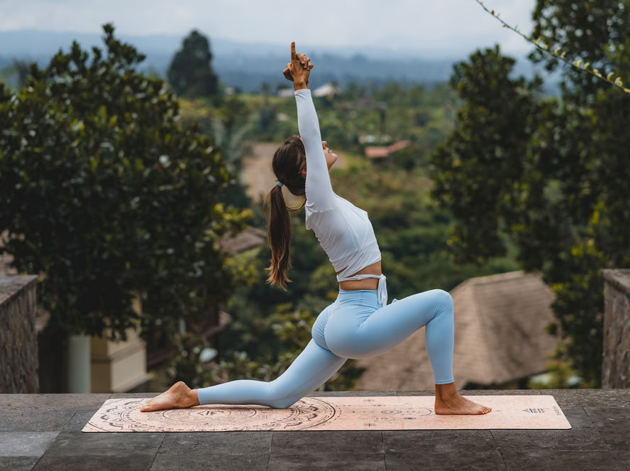 200-Stunden/300-Stunden Hybrid-Yoga-Lehrer*innen-Ausbildung – 24. Aug. – 6. Sep. 2026