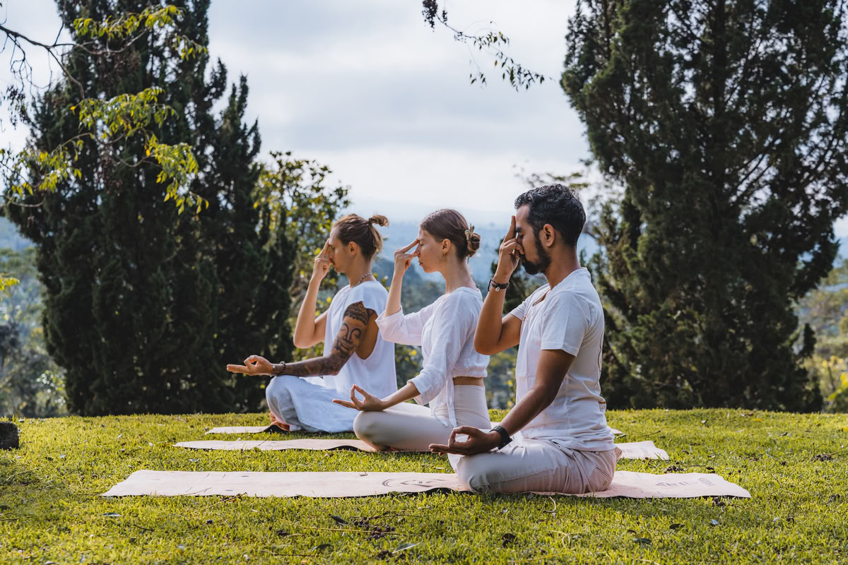 300-Stunden Yoga Teacher Training – 24. Aug. – 19. Sept. 2026
