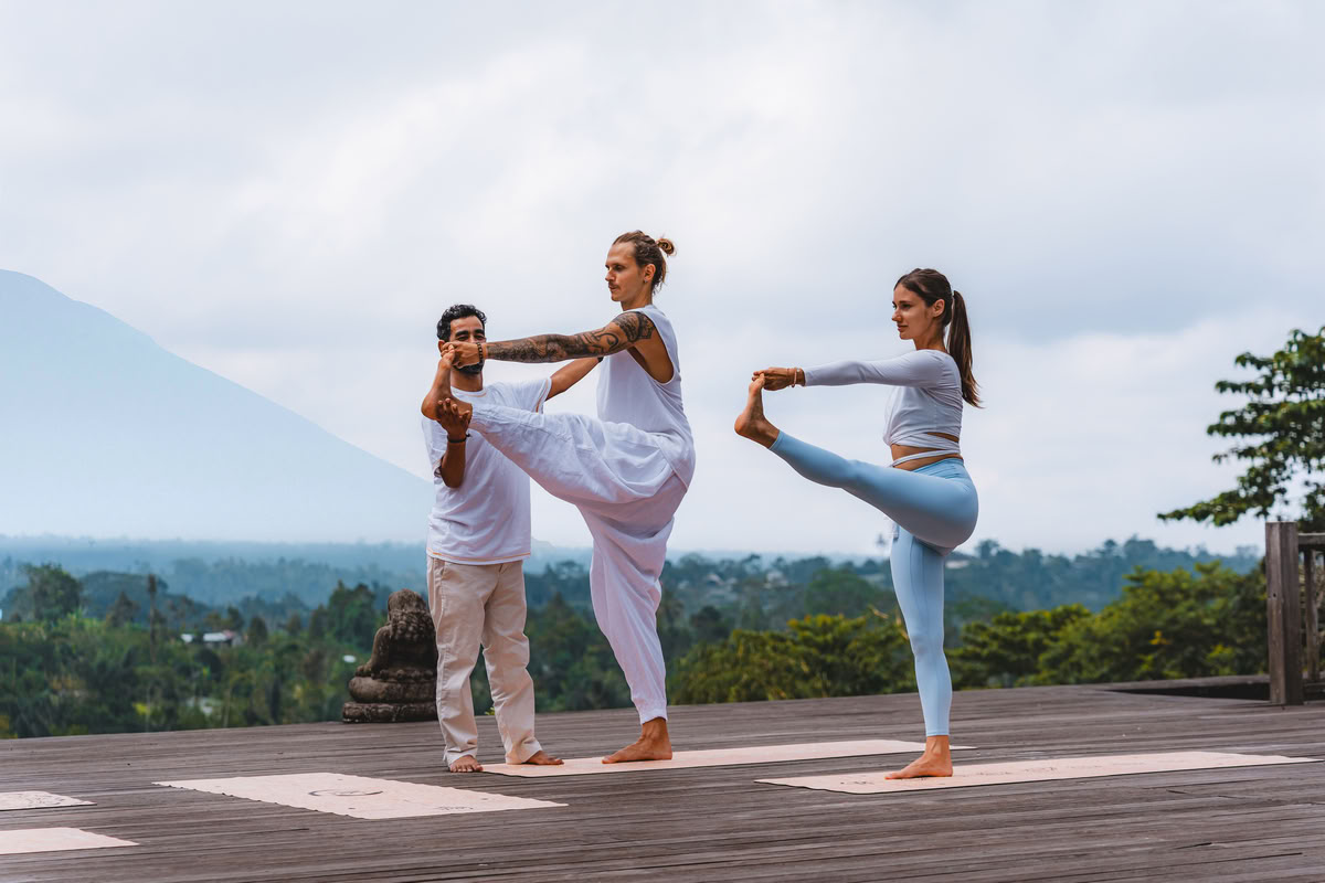 300-Stunden Yoga Teacher Training – 24. Aug. – 19. Sept. 2026