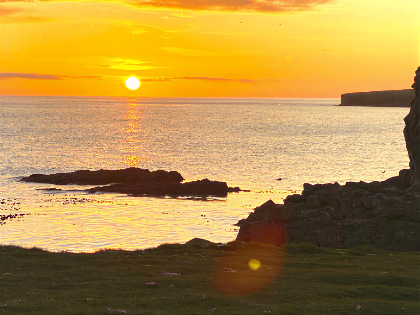 Yoga & Wandern Midnightsun Retreat in Island – Daten 2025