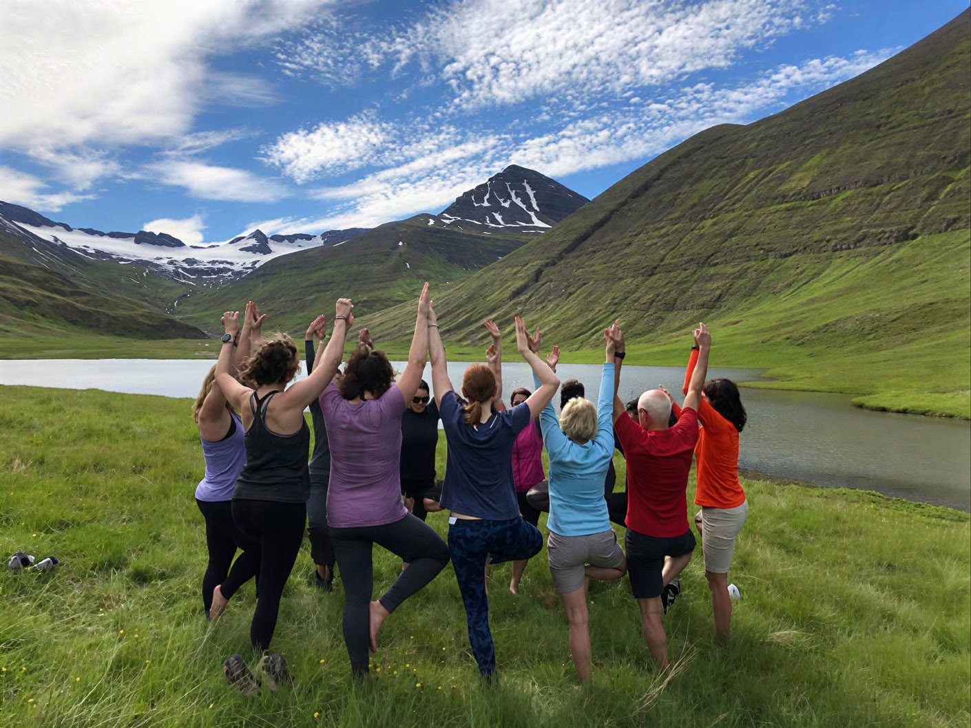 Yoga & Wandern Midnightsun Retreat in Island – Daten 2025