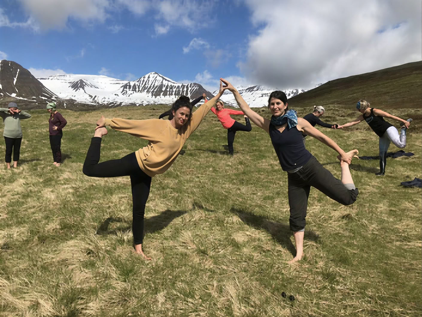 Yoga & Wandern Midnightsun Retreat in Island – Daten 2025