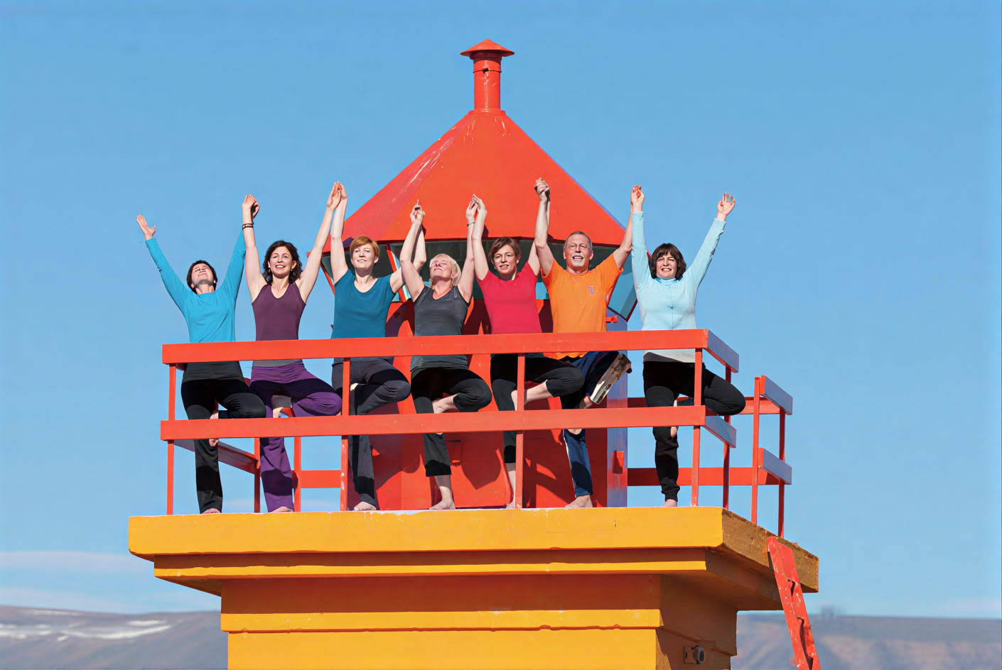 Yoga & Hike Midnightsun Retreat in Iceland – Dates 2026