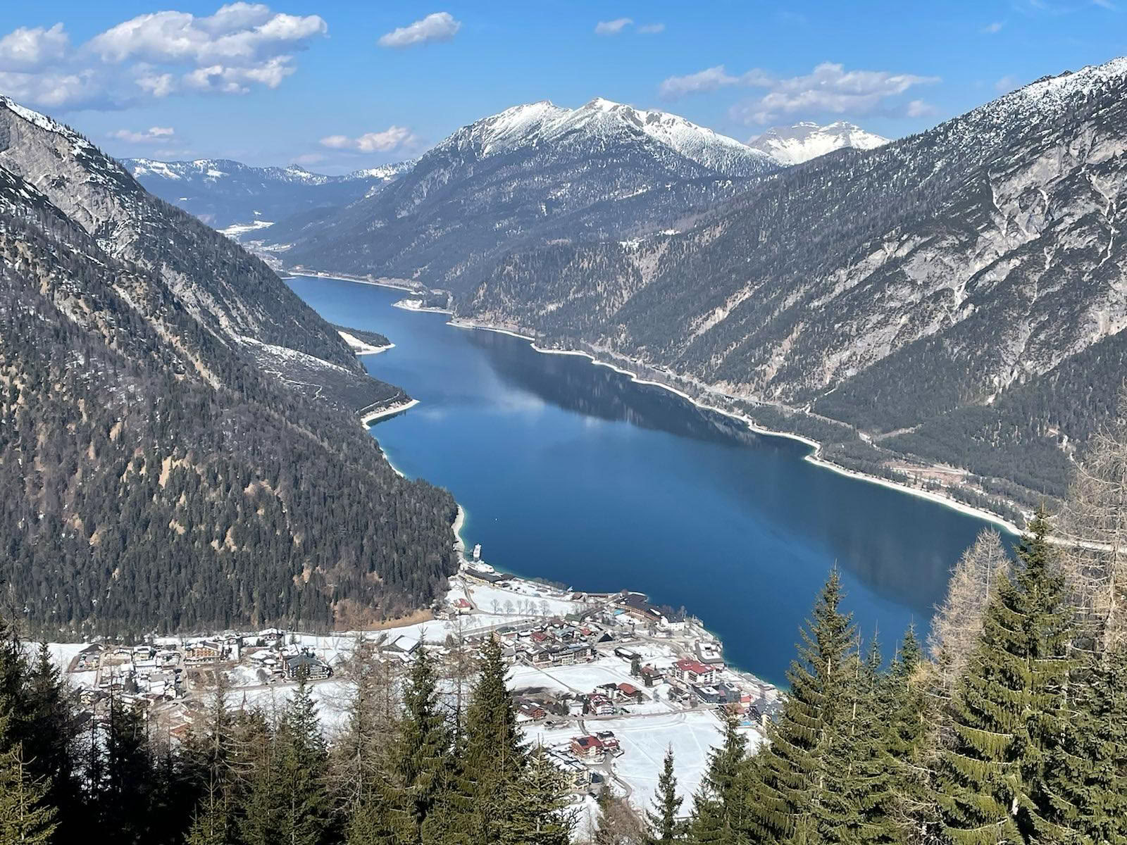 Fasten im Schnee