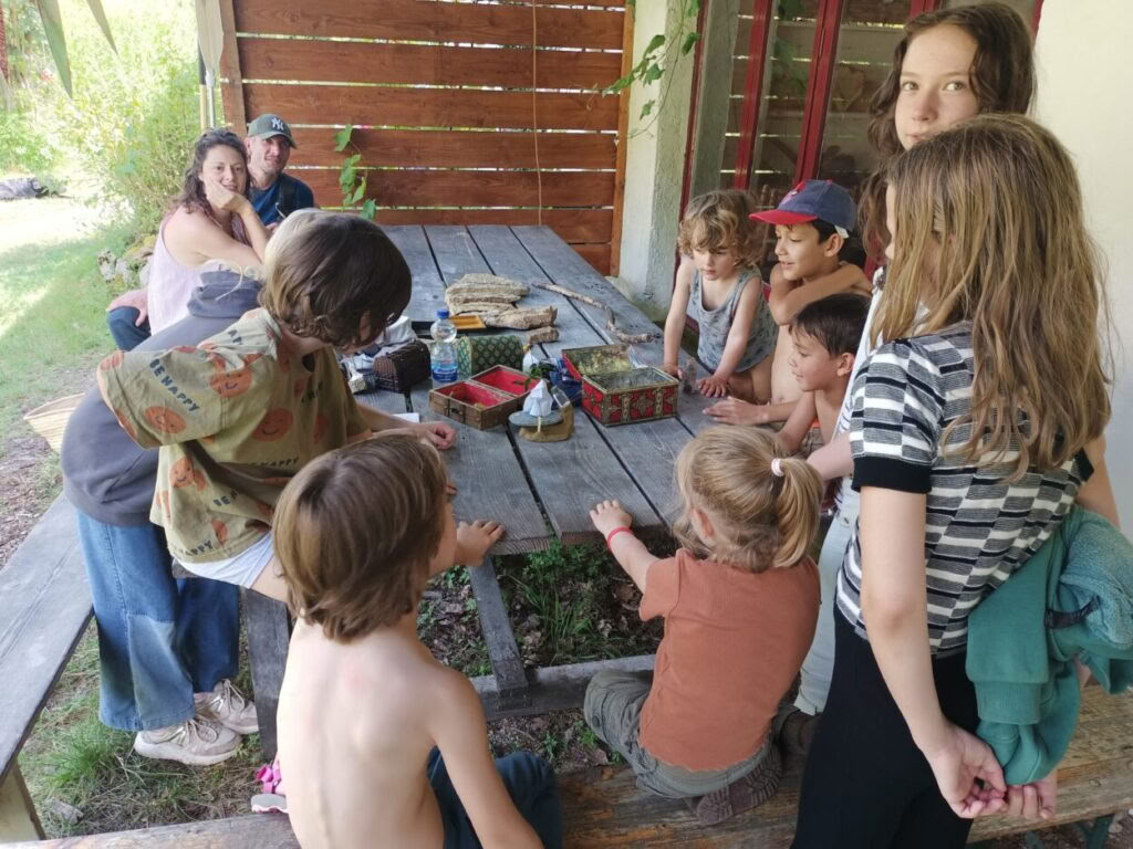 Über Hobbits, Elfen, Zwerge, Menschen und Zauberer: Kinderwoche mit Richard