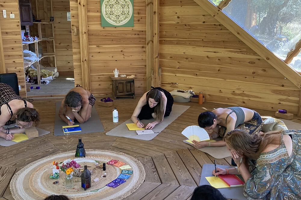 4-tägiges Yoga & Kreativität: Die Kunst der Ruhe