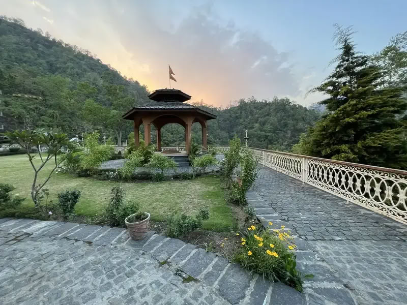 500-Stunden-Yoga-Lehrerausbildung in Rishikesh, Indien – 12. Sep. - 03. Nov. 2026