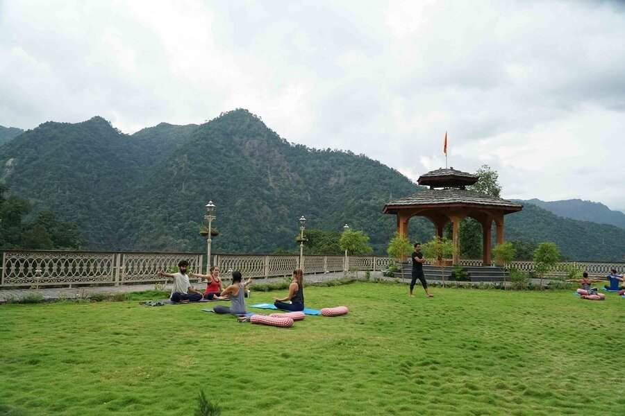 500-Stunden-Yoga-Lehrerausbildung in Rishikesh, Indien – 28. Dez. - 18. Feb. 2027