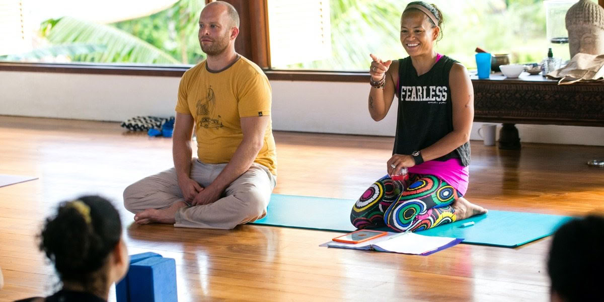 Awaken the Leader Within: Die 300-Stunden-Yoga-Lehrerausbildung