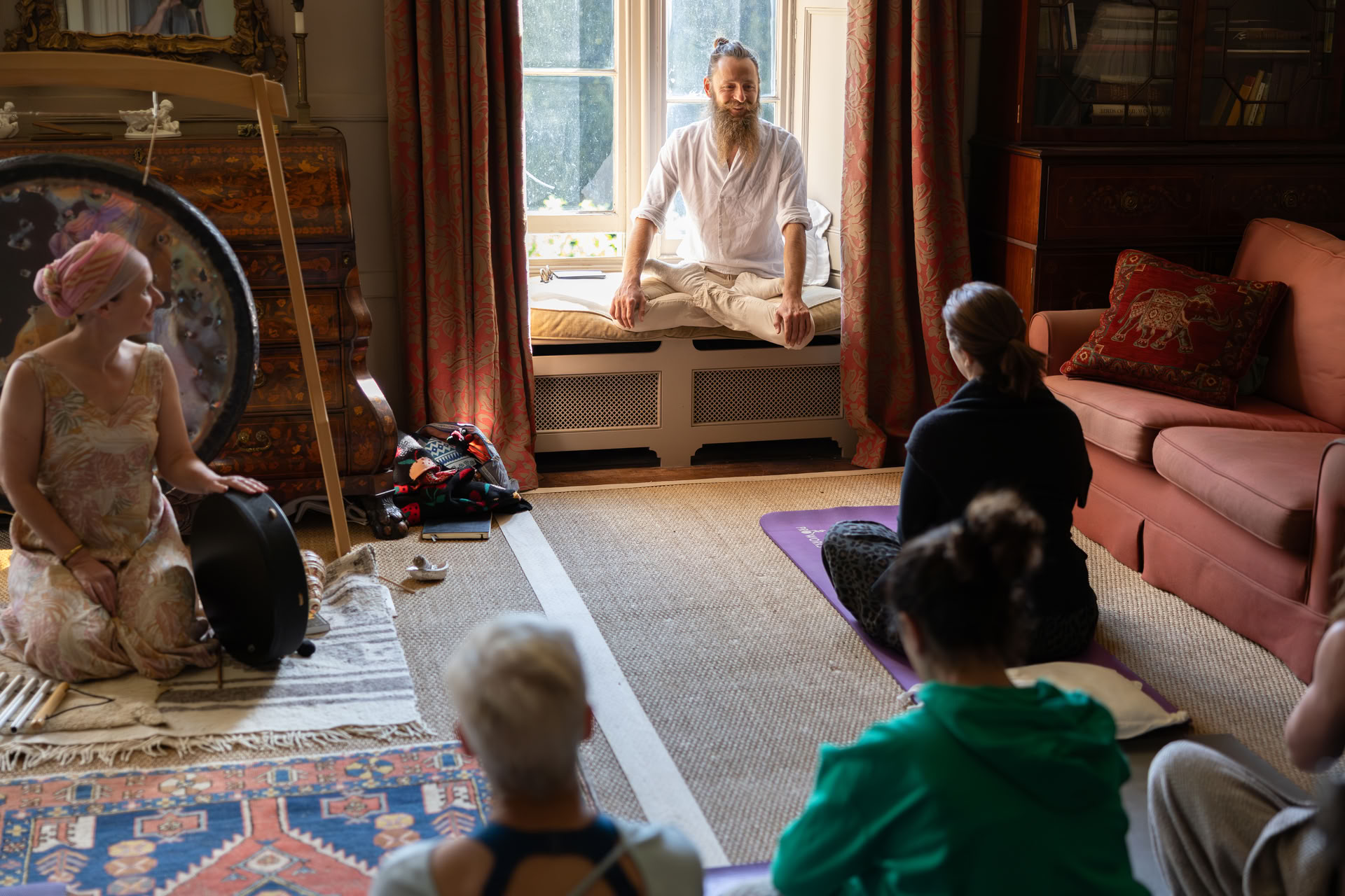 Reset and Restore Monatlicher Wohlbefindensclub – 14. November 2026 - Yoga des inneren Feuers: Stärke & Klarheit
