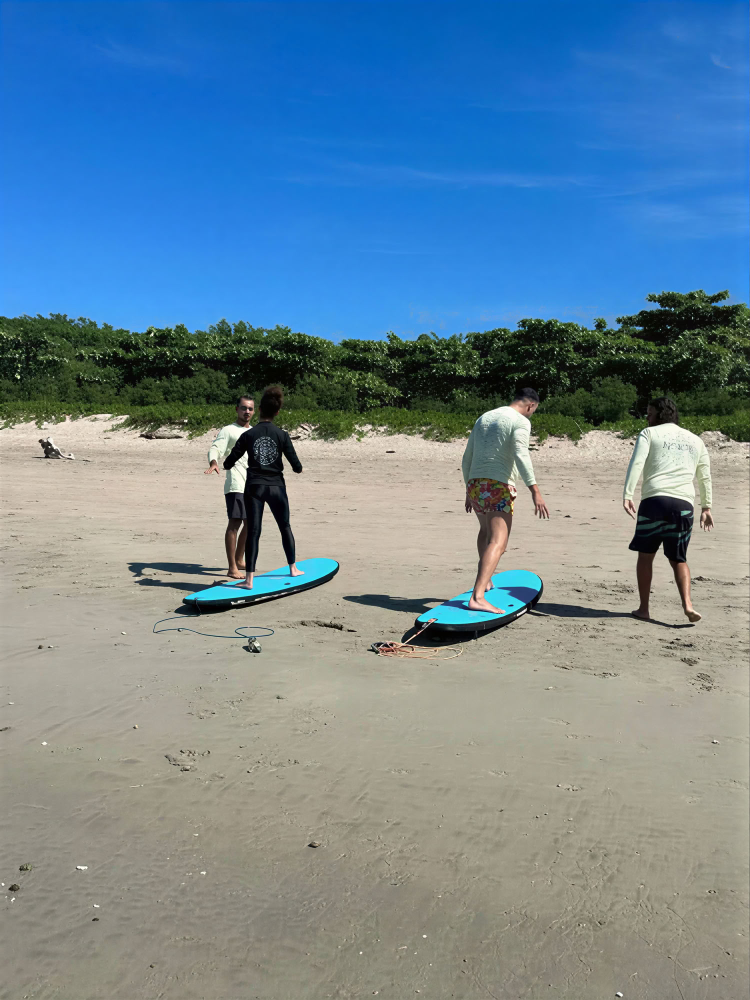 Das Seven Chakras Yoga + Surf Retreat