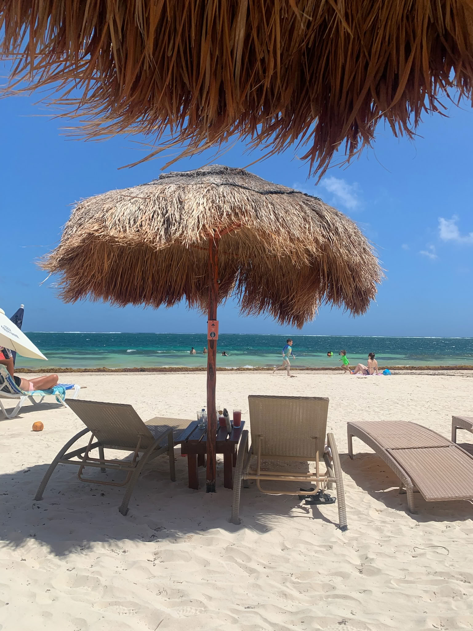 A Rising Sol Signature Retreat mit Barbara und Kimberly