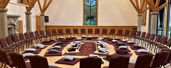 Ayurvedisches Yoga + Meditation