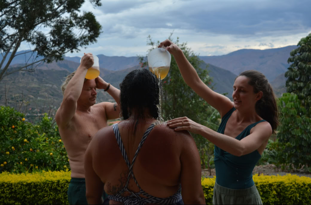 Love as Medicine: Ein Womb + Heart Healing Retreat für Frauen