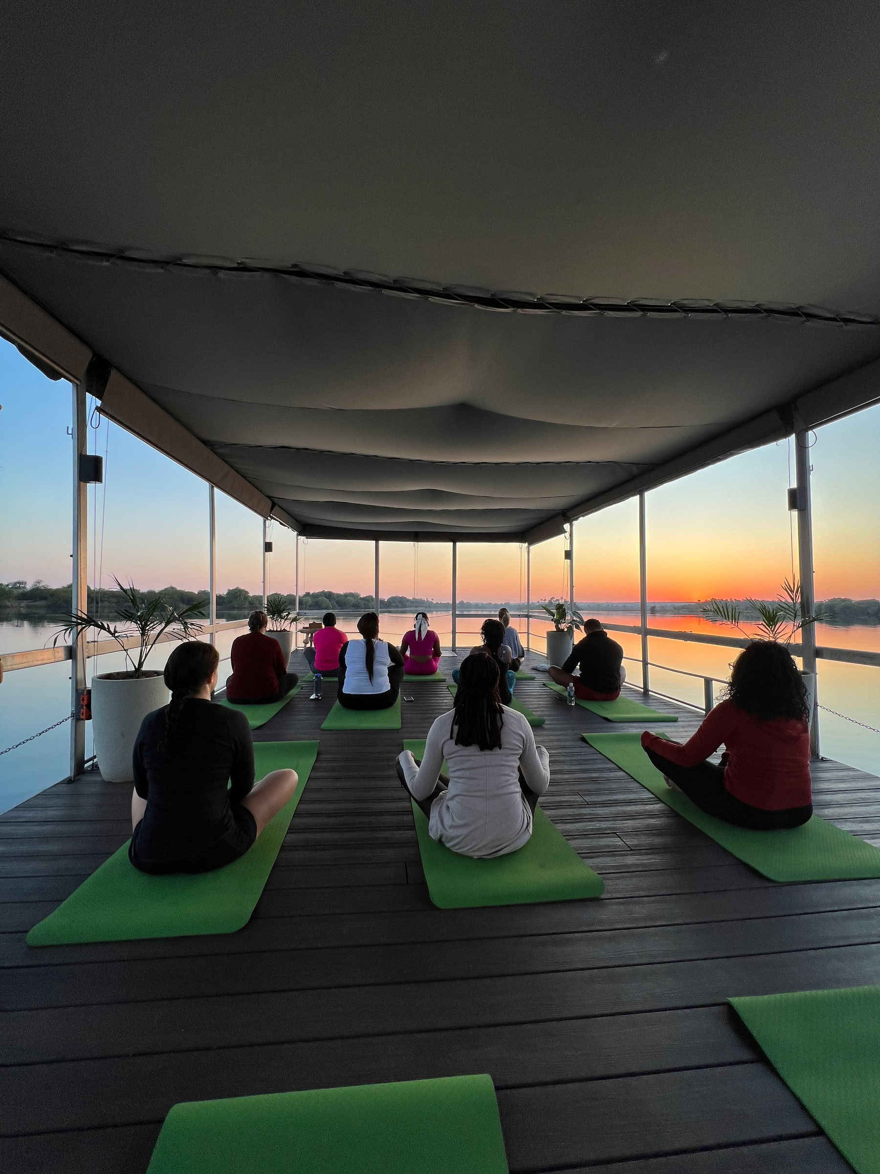 Yoga am Zambezi