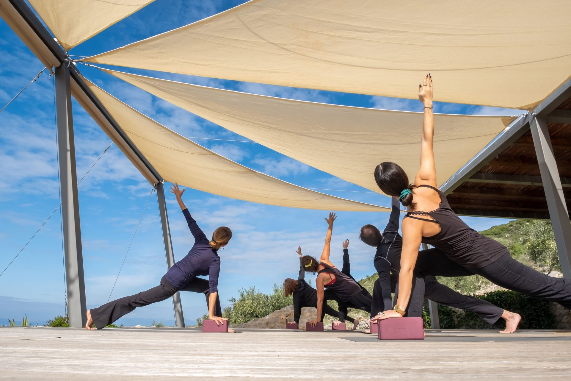 100-Stunden-Lehrer-Ausbildung: Abhaya Yoga TT