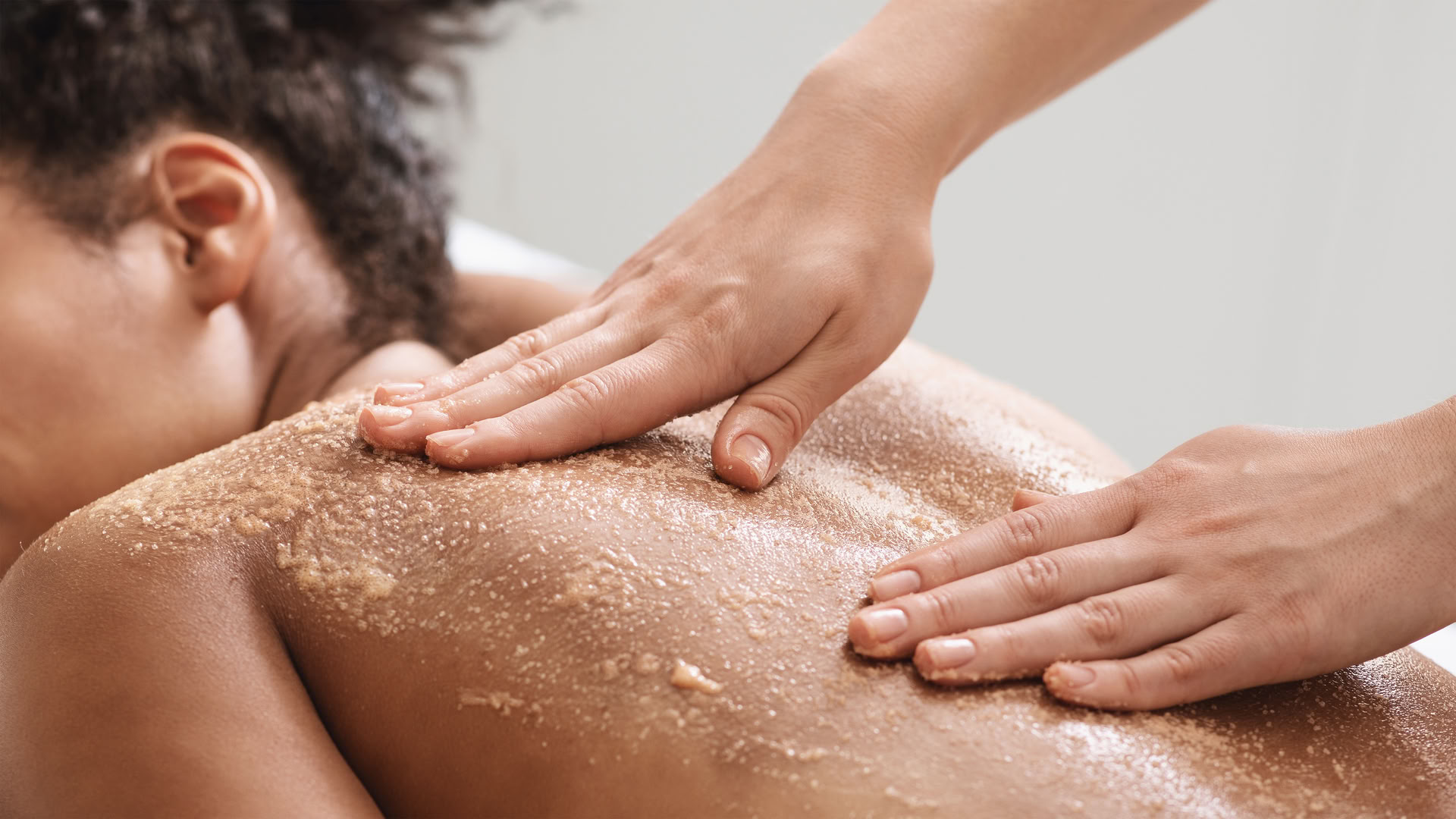 UDVARTANA PUDER-MASSAGE