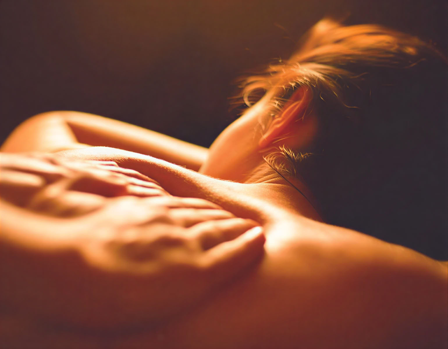 Healing Massage Therapy mit Made Nawa