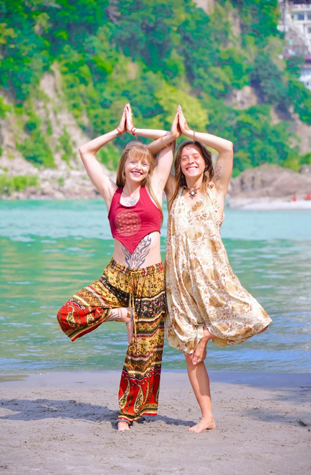 100-Stunden-Yoga-Lehrerausbildung in Rishikesh