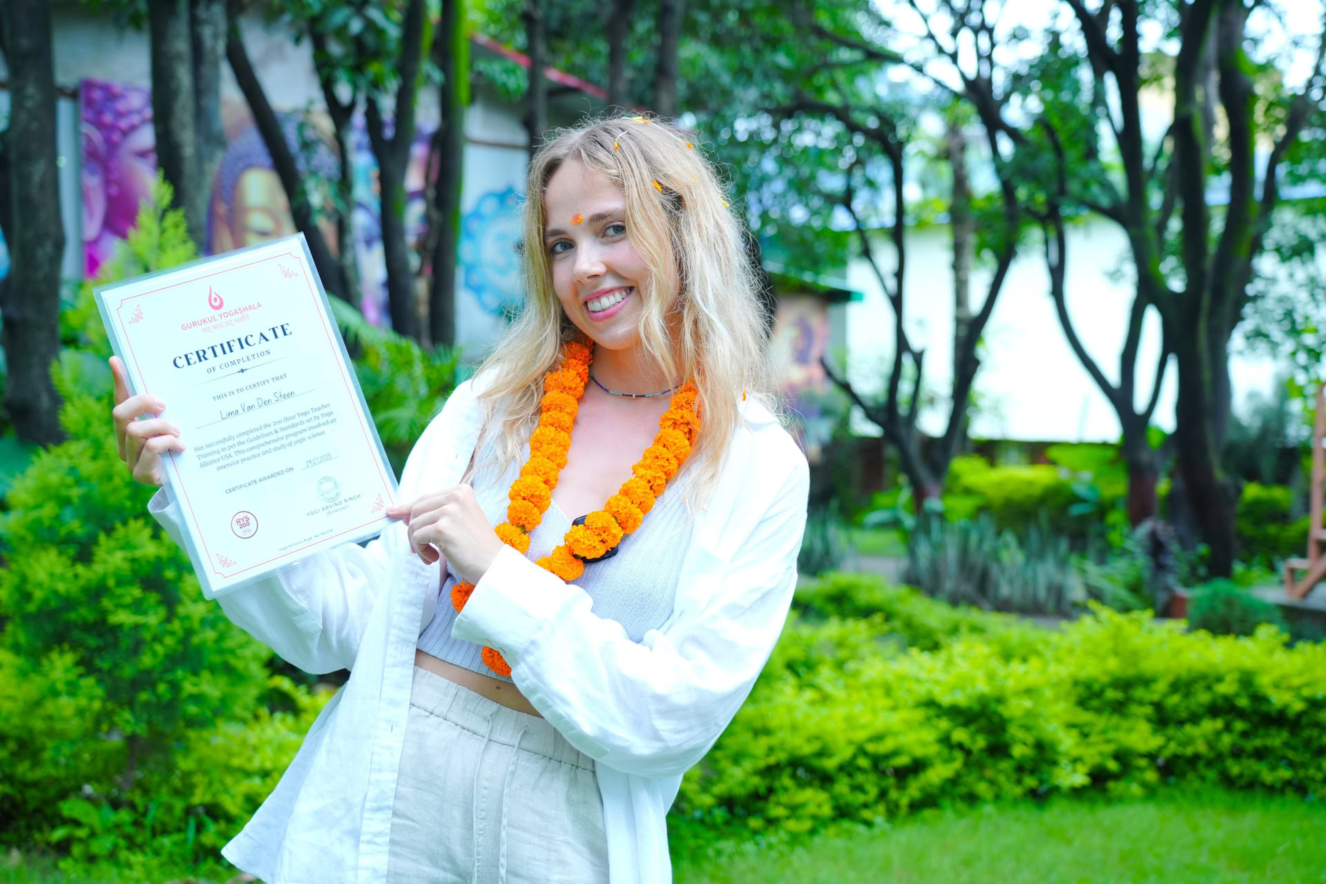 100-Stunden-Yoga-Lehrerausbildung in Rishikesh