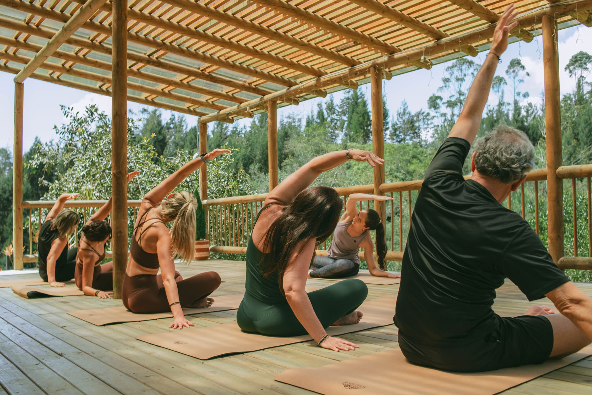 Seeded Sisterhood Retreat: Bring ein Bestie Bundle