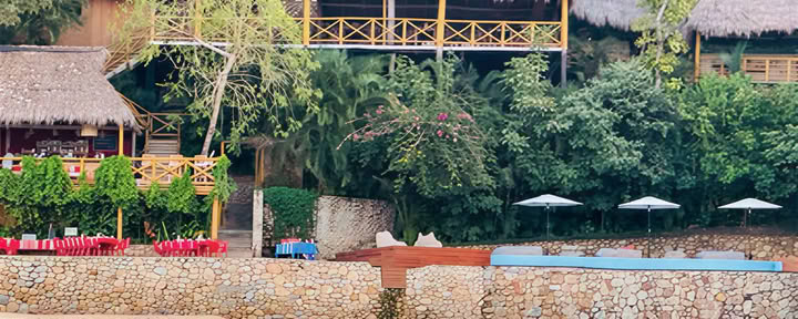 Nia + Yoga Revive Retreat mit Jill Factor und Kelle Rae Oien