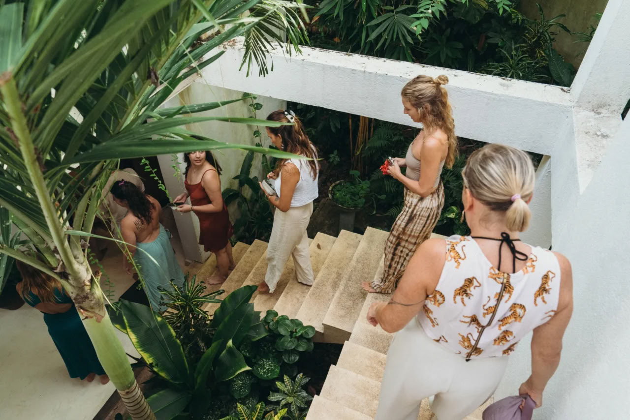 Synergy Vinyasa Yoga Retreat bei Lanka Yoga