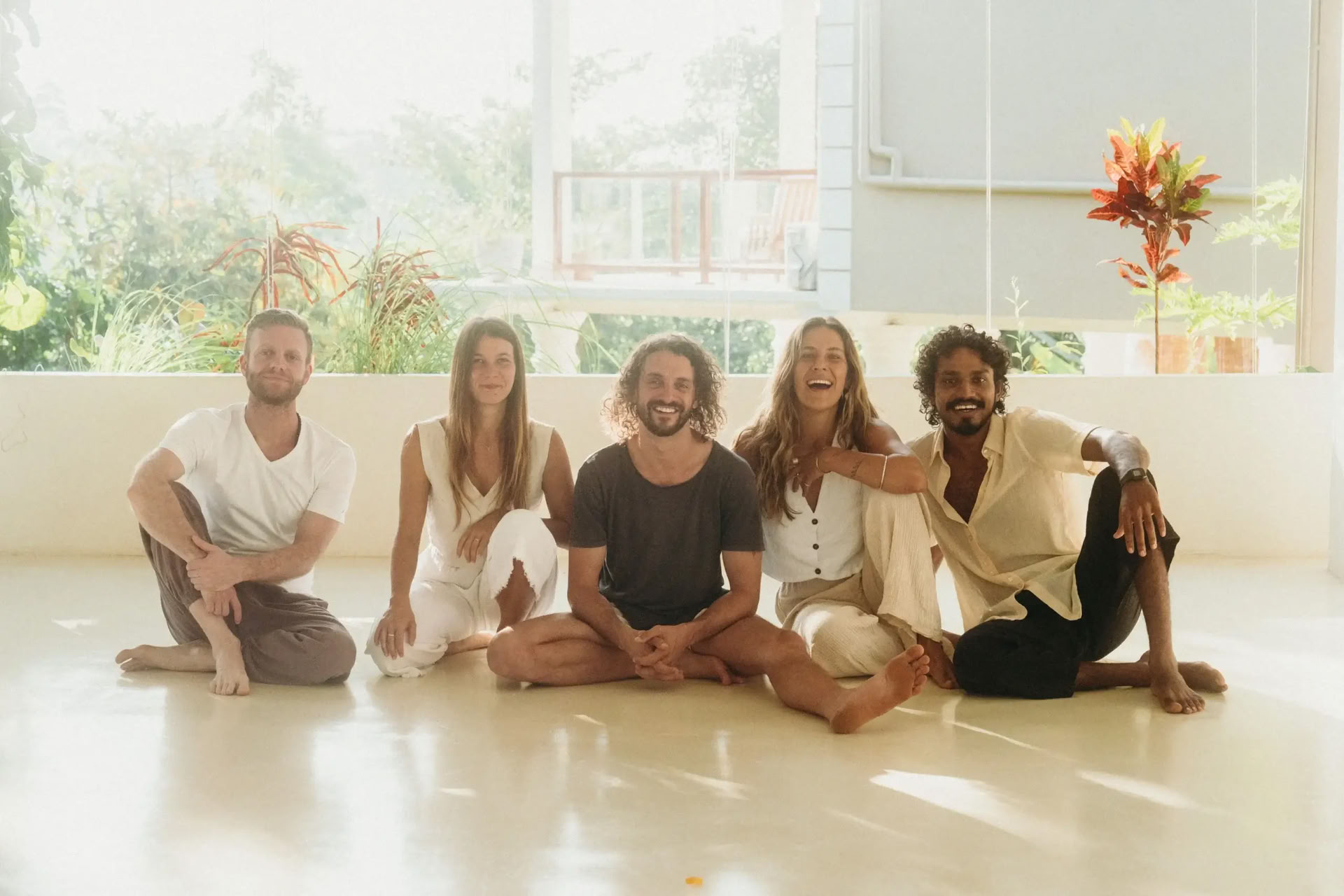 200-Stunden Synergy Vinyasa Yoga Lehrer:innenausbildung – September 2026