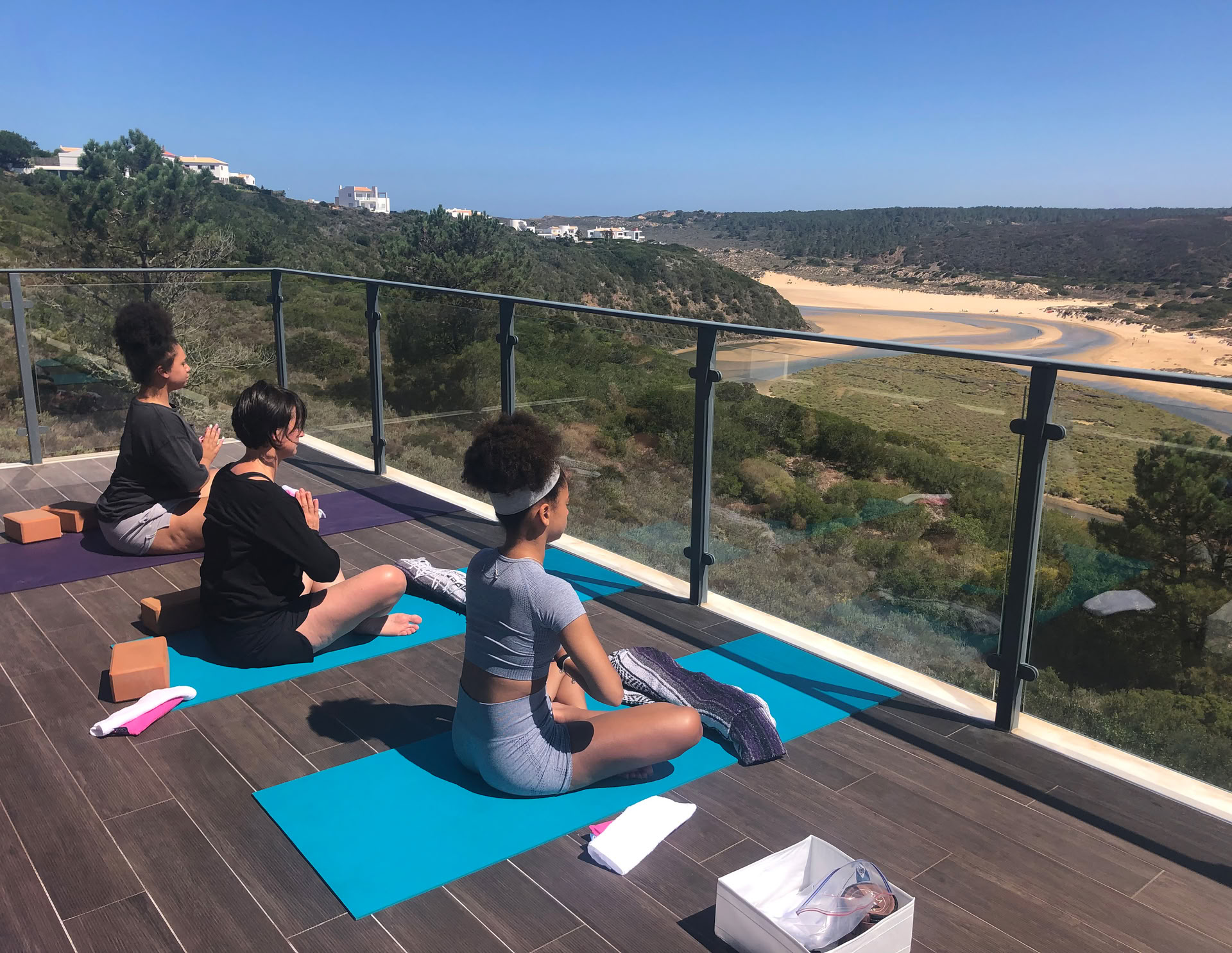 Restorative Yoga: Tiefenentspannung finden