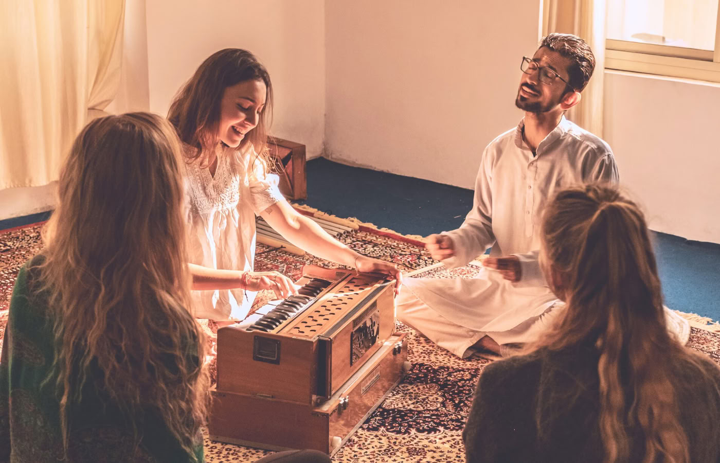 Kirtan- und Mantra-Gesangskurs