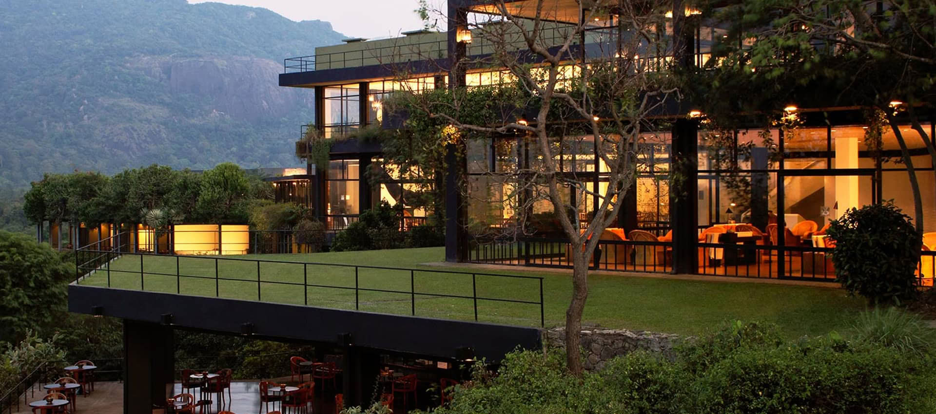 Tranquil Trails: 7-Tage Sri Lanka Bliss! Yoga, Meditation, Kultur, Natur