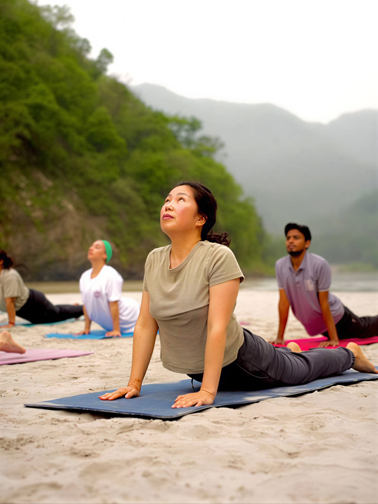 100-Stunden-Yoga-Lehrerausbildung in Indien