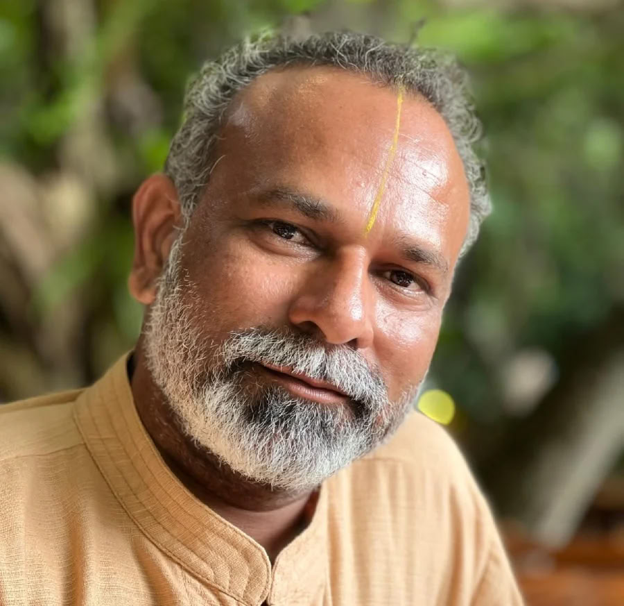 200-Stunden Yoga Teacher Training Course (TTC)