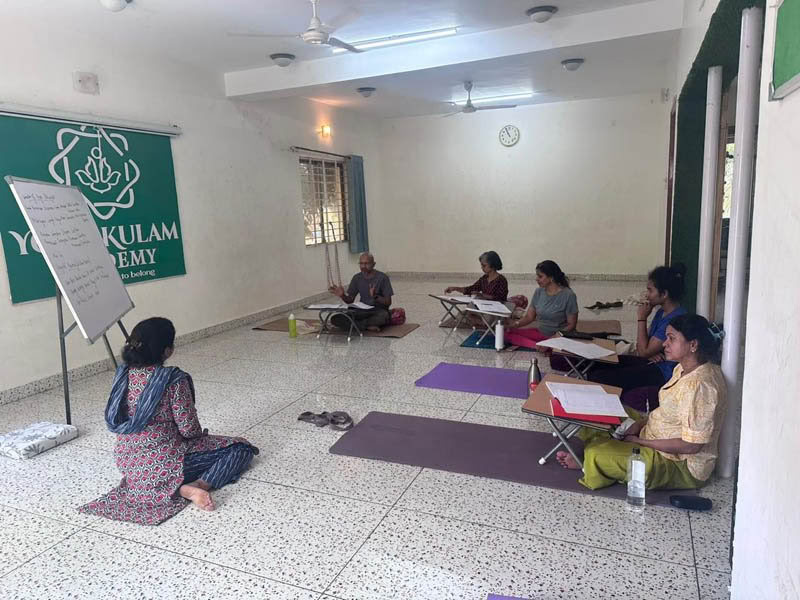 200-Stunden-Wochenend-Yoga-TTC in Bengaluru