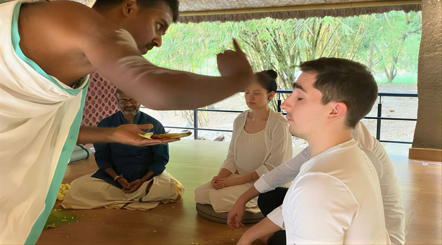100-Stunden-Kundalini-Yoga-Lehrer-Ausbildungskurs, Mysore