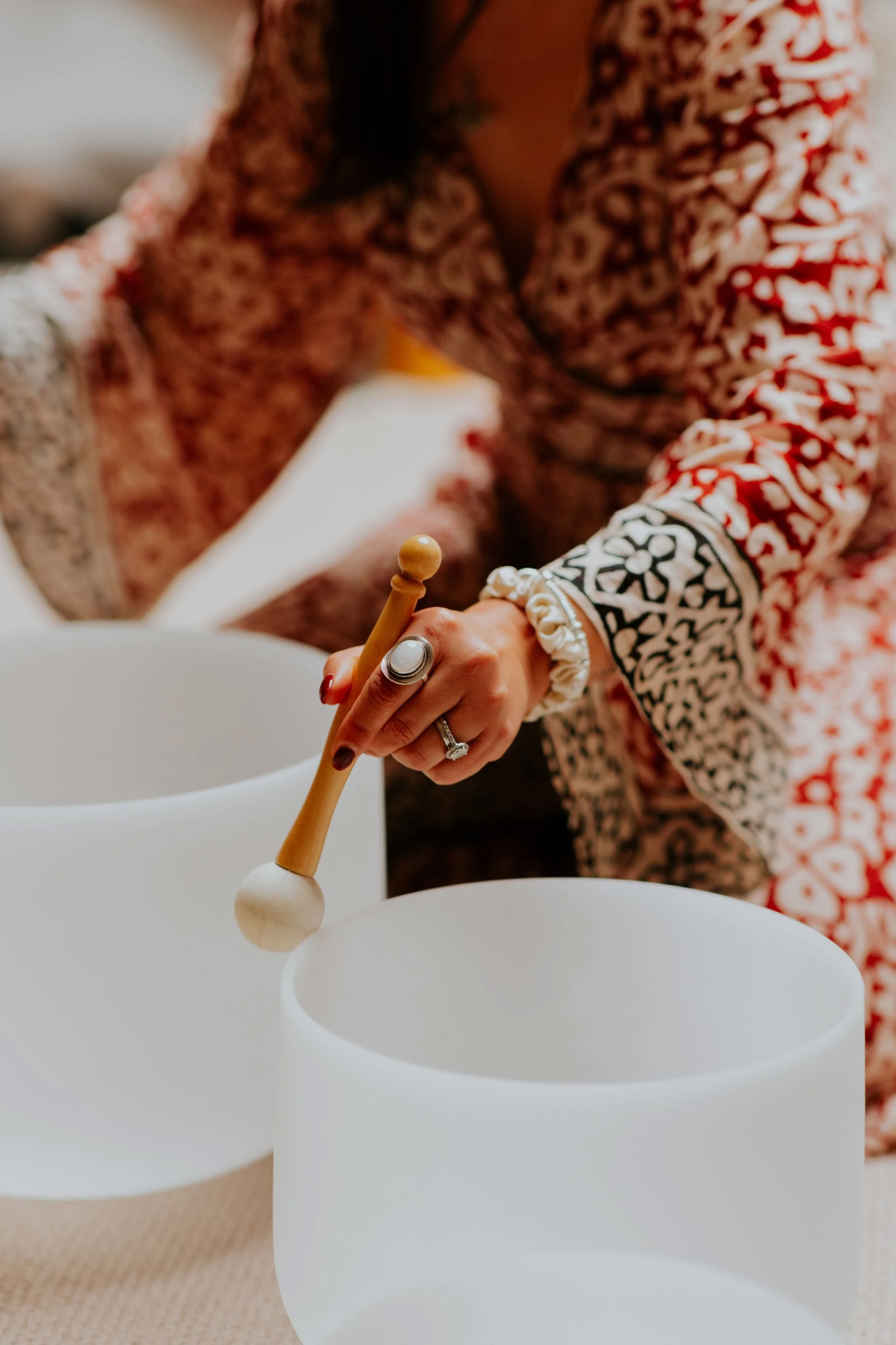Soundtherapie & Sound Baths Intime Gruppensitzungen
