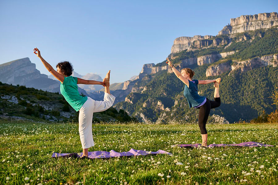 Beginning Anew : Yoga, Achtsamkeit, Kunst & Natur Retreat