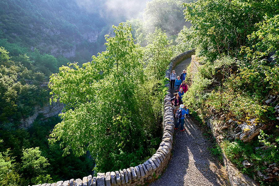 Reverence for life: Yoga, Achtsamkeit & Hiking Retreat