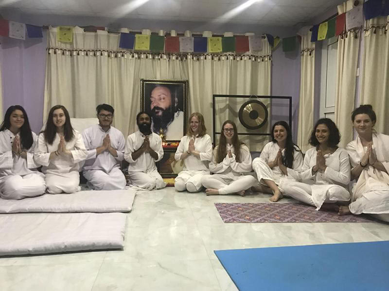 TÄGLICHE OSHO MEDITATION