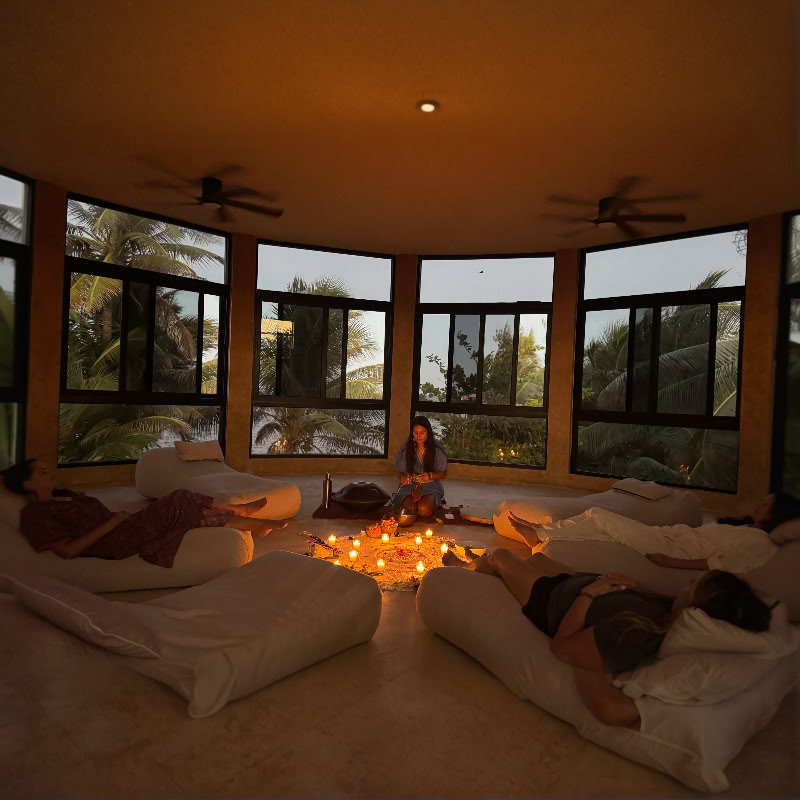 Calm: Ein Mahai Retreat