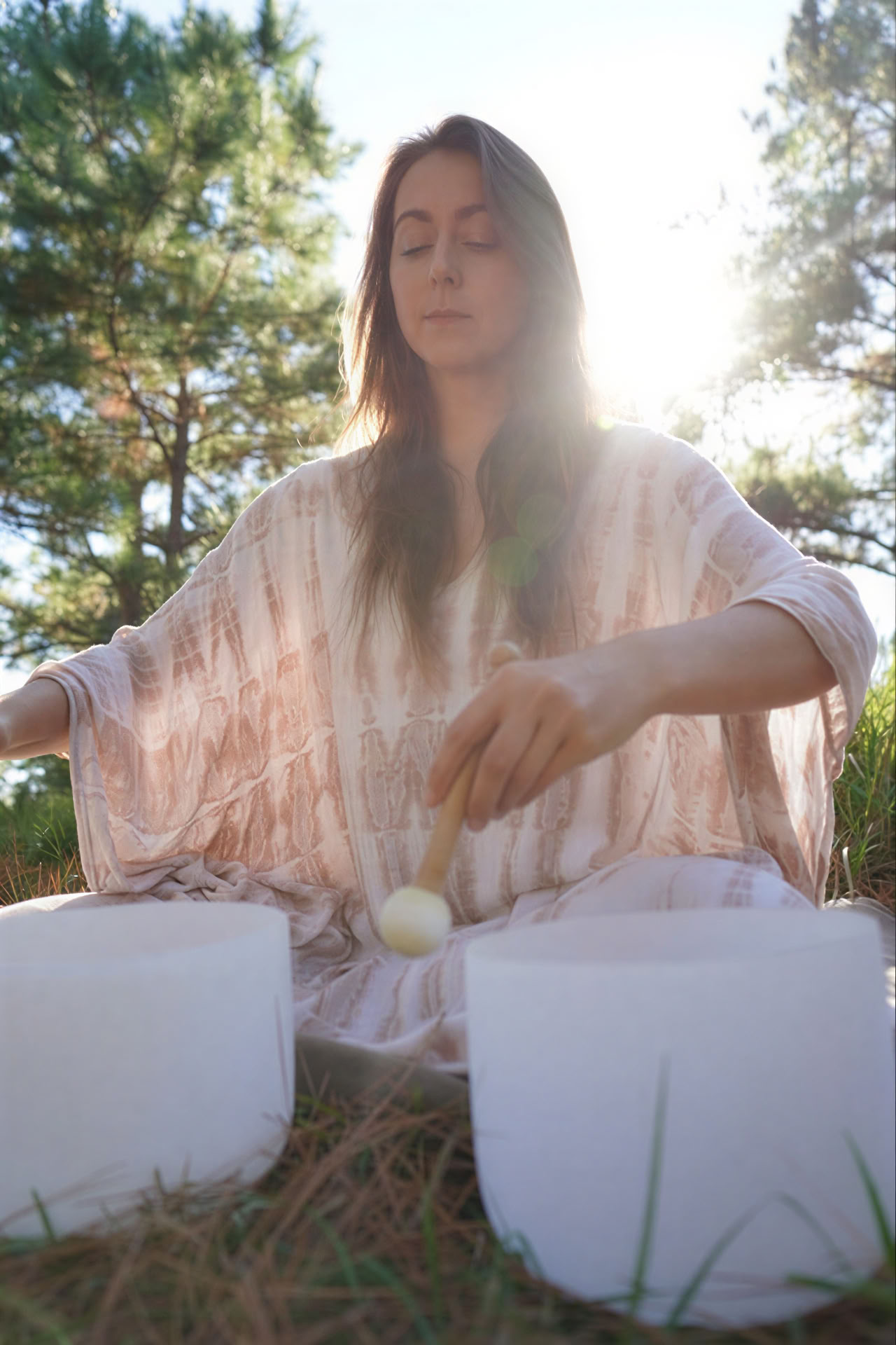 Candle Lit Sound Healing Bath - The Sanctuary at The Horse Shoe Farm mit Kelly Flowers — The Horse Shoe Farm Boutique Resort nahe Asheville, NC | Dining & Spa