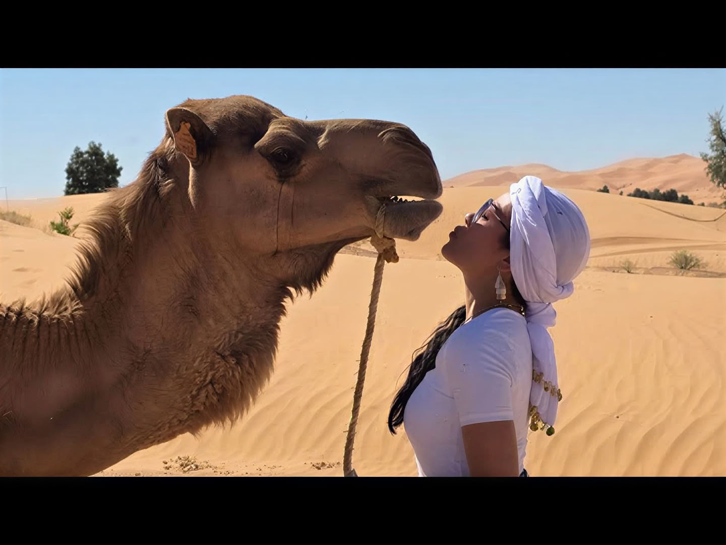 Feminine Fire Retreat Morocco – Yoga, Tanz, Kakaozeremonie & Sahara-Wüstenerlebnis