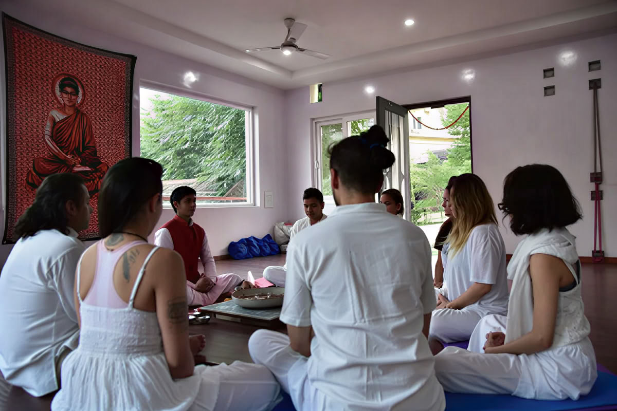 100-Stunden-Meditationslehrer-Ausbildung in Rishikesh – 2. - 14. Jan. 2027