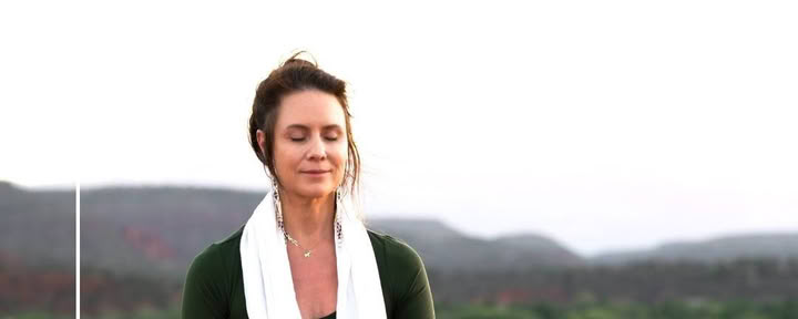 Stärke Deine Stimme durch Mantra und Yoga