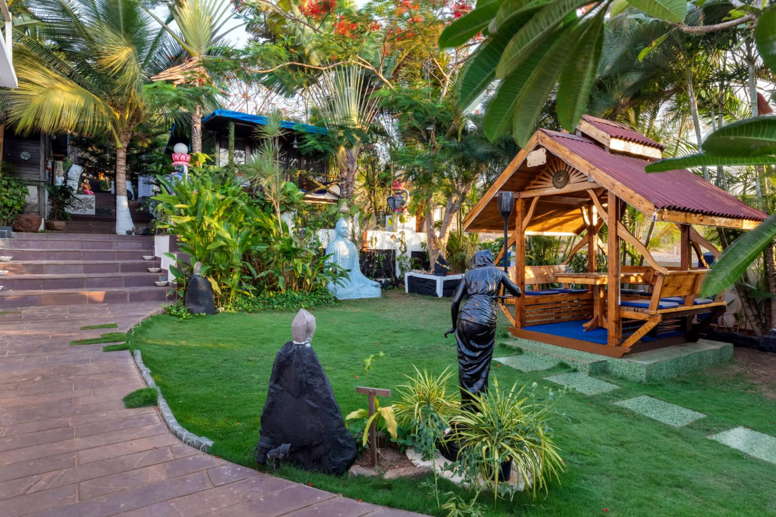 300-Stunden Advanced Yoga Teacher Training Course – Februar 2027