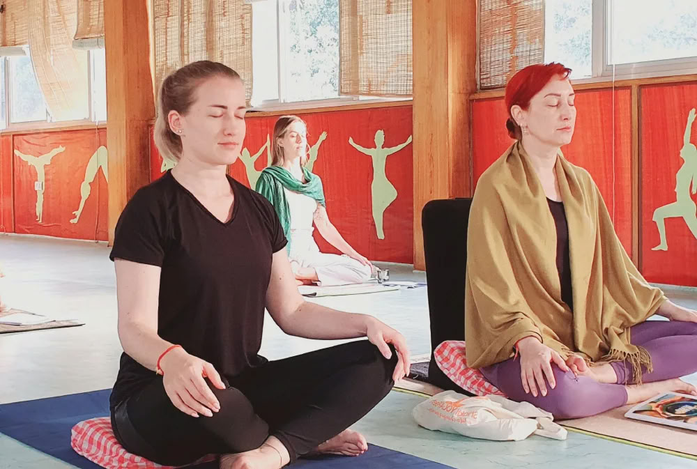 500-Stunden-Yoga-Lehrer-Ausbildung in Rishikesh – 3. Feb