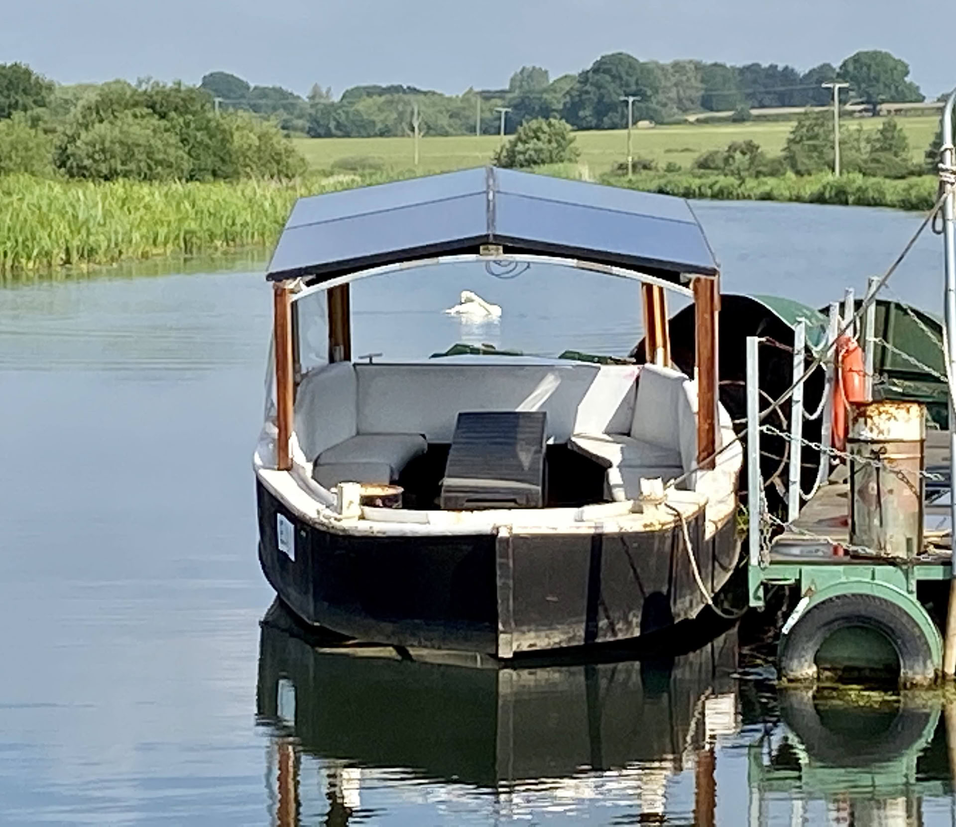 Gong-Bad-Hoveton/ Wroxham